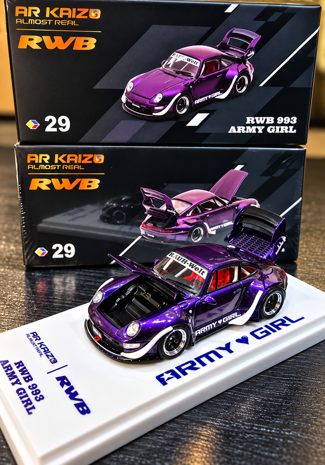 ALMOSTREAL KAIZO 1/64 RWB 993 ARMY GIRL