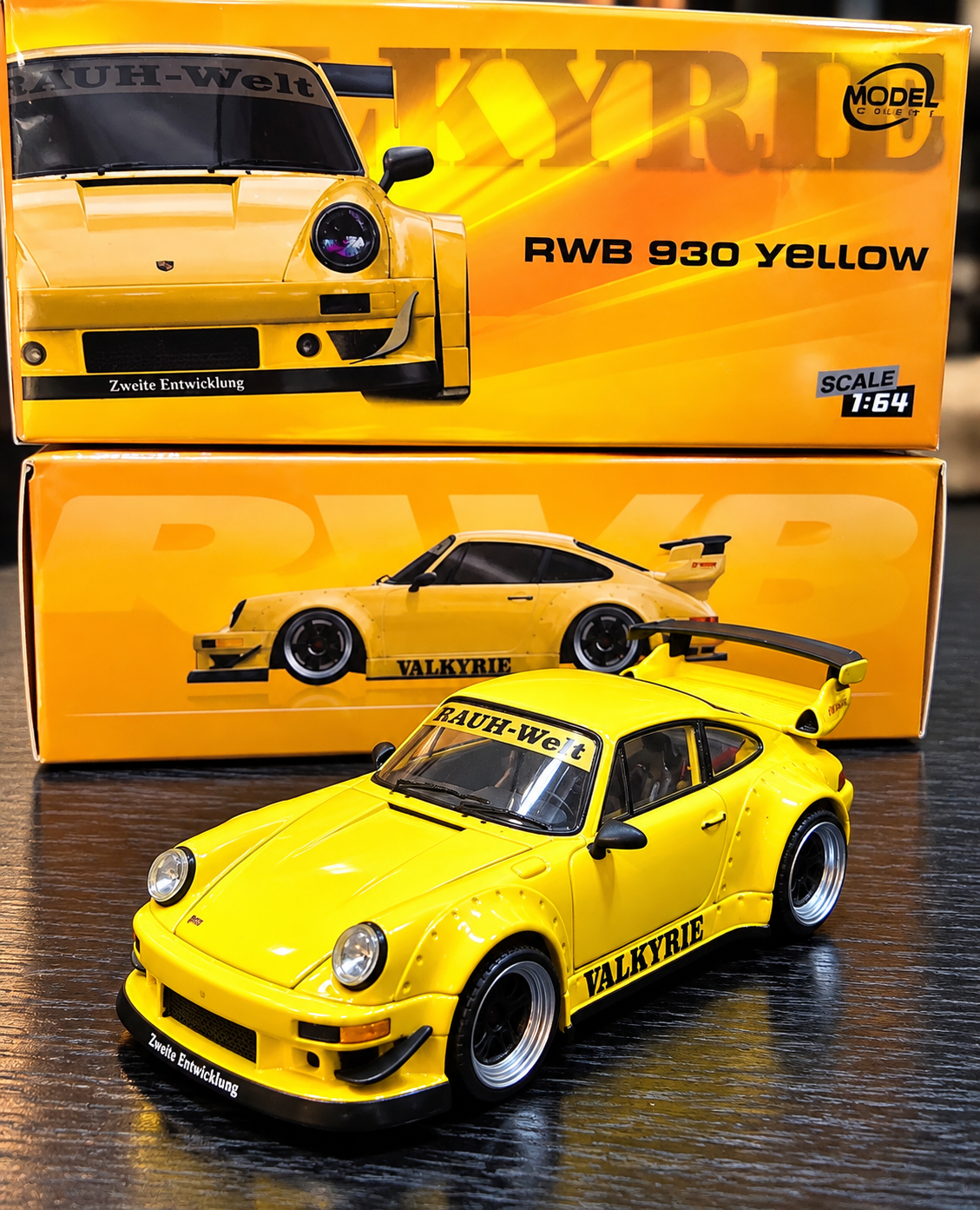 MODELMODEL 1/64 RWB 930 Valkyrie Yellow (Paper Box)
