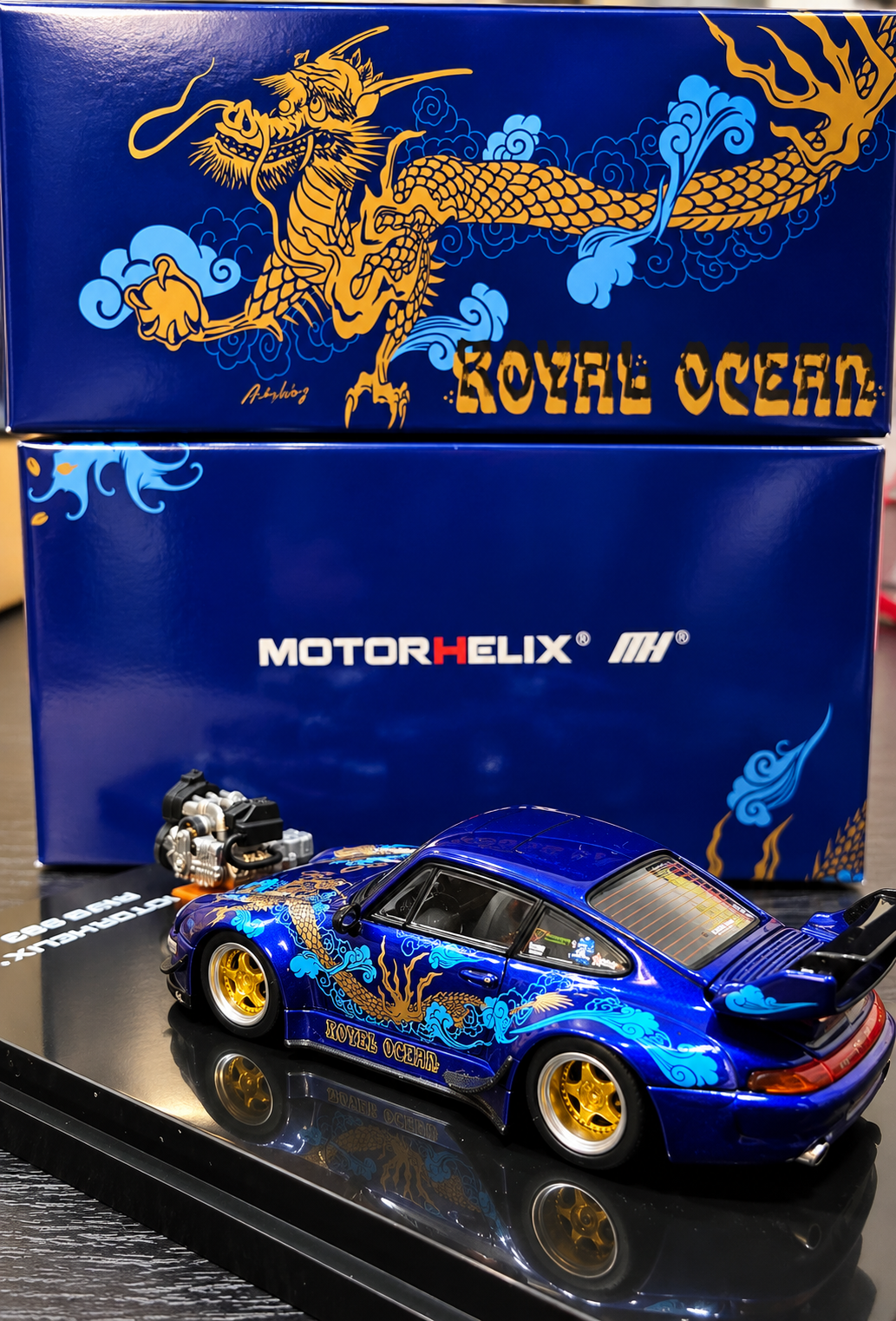 MOTORHELIX 1:64 RWB 993 Royal Ocean **CHASE RANDOMLY DISTRIBUTED**