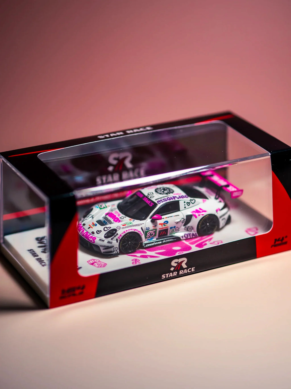 STARRACE Porsche 992 GT3 R White Pink Iron Dames #85