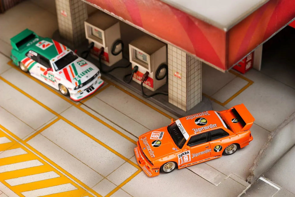 STREET WEAPON "7-Eleven" 1:64 BMW E30 M3 LTO Modified Version