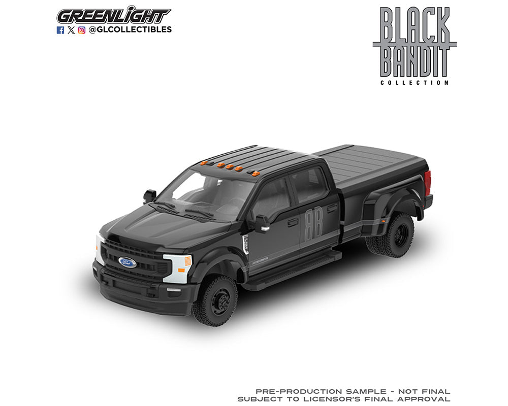 (Coming Soon) Greenlight 1:64 Black Bandit Series 31 2026 – 2020 Ford F - 450 XL Super Duty - Midnight City Diecast L.C.