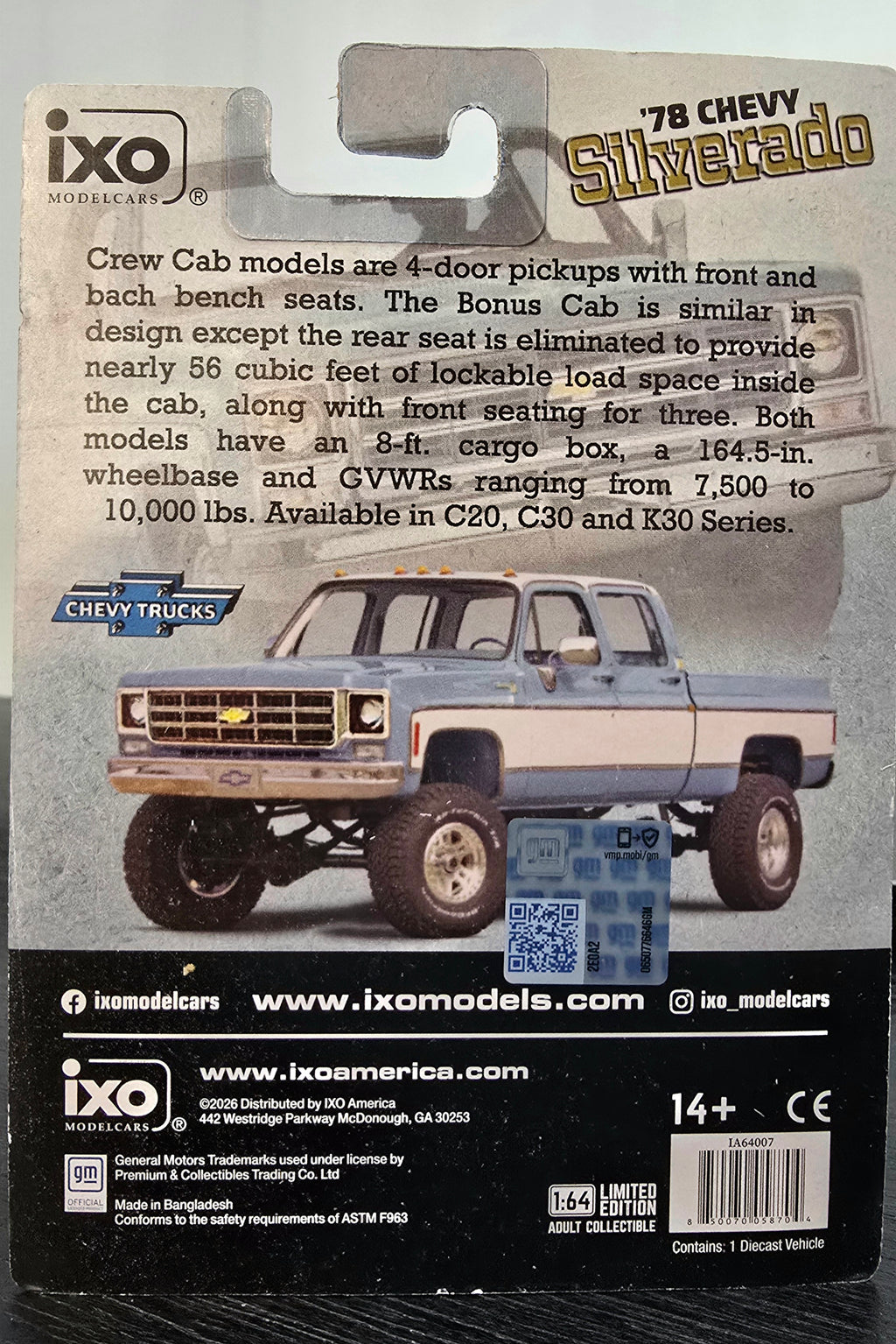 IXOAMERICA 1:64 Scale 1978 Chevrolet Silverado K30 Crew Cab Fleetside Lifted - Light Blue and Frost White