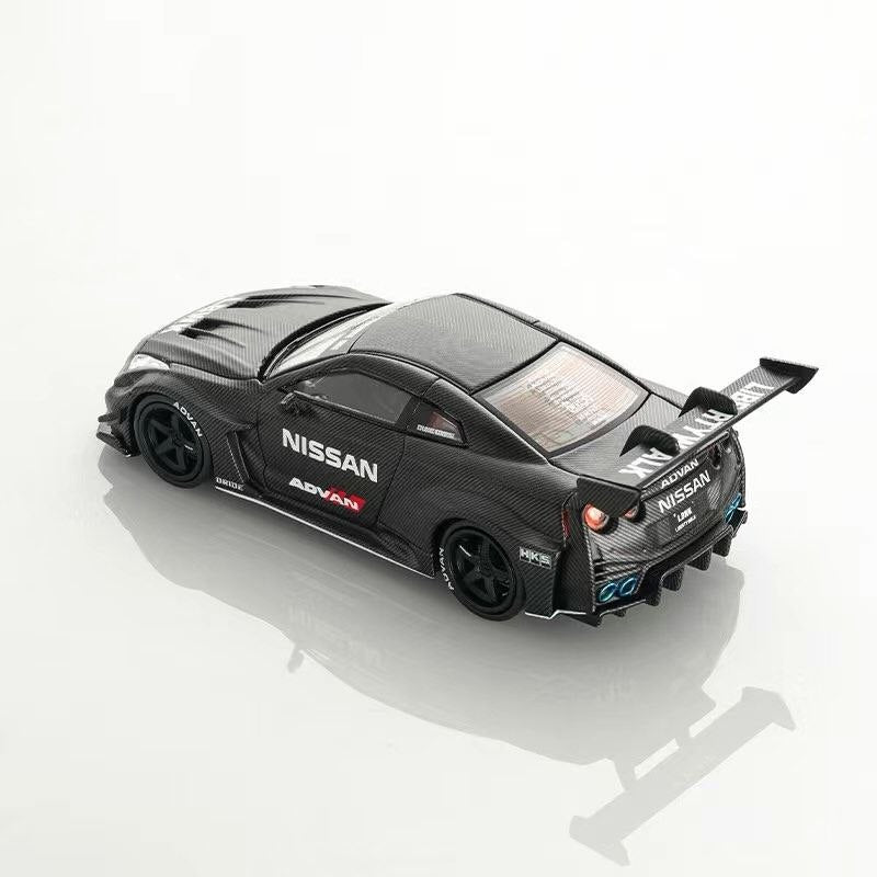 (Coming Soon) HAPPYCAR 1:64 JDM GT-R35 LBWK 35GT-RR Carbon fiber pattern – Blister pack