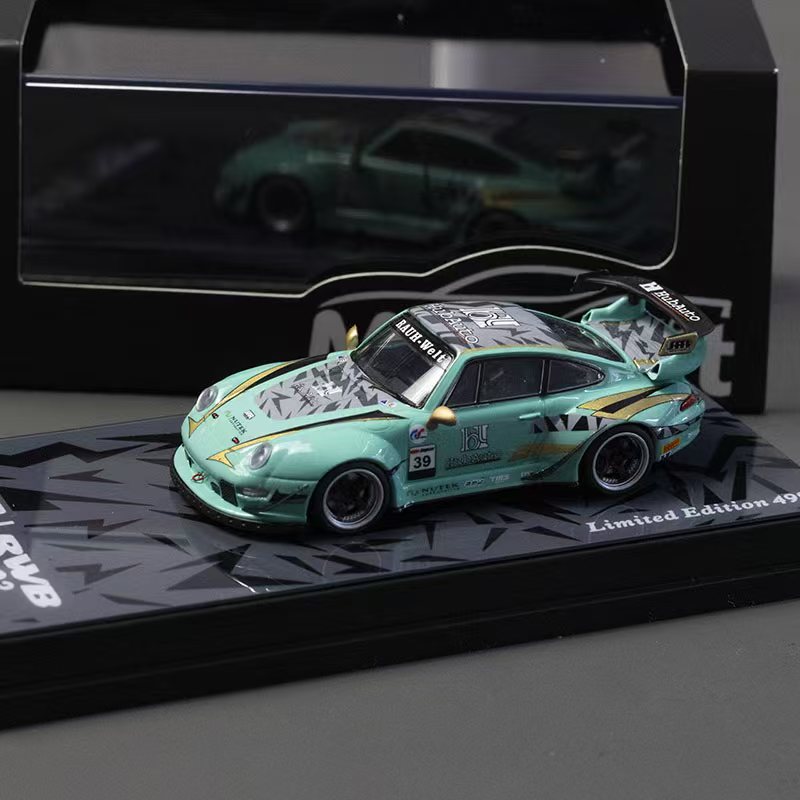 (Coming Soon) MOTOKIT 1:64 Porsche RWB 993 - Green