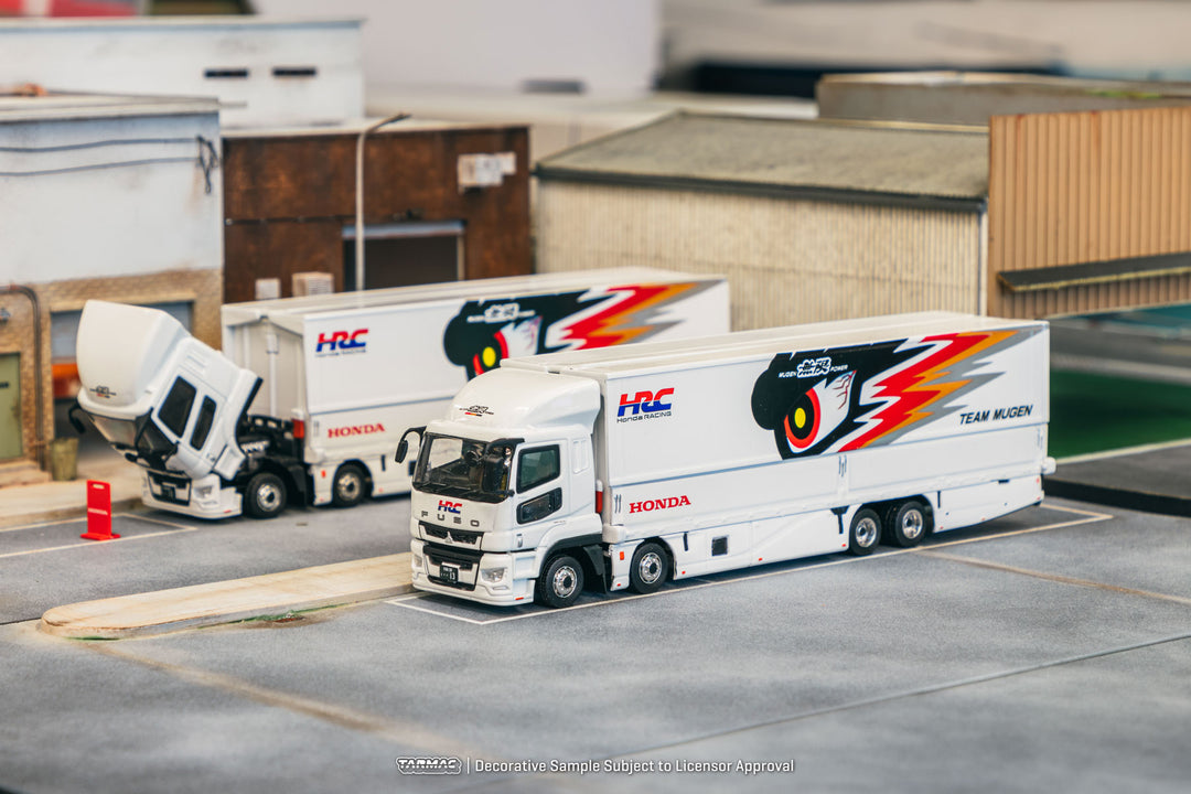 TARMACWORKS 1:64 Mitsubishi Fuso Super Great Honda Racing Team Mugen