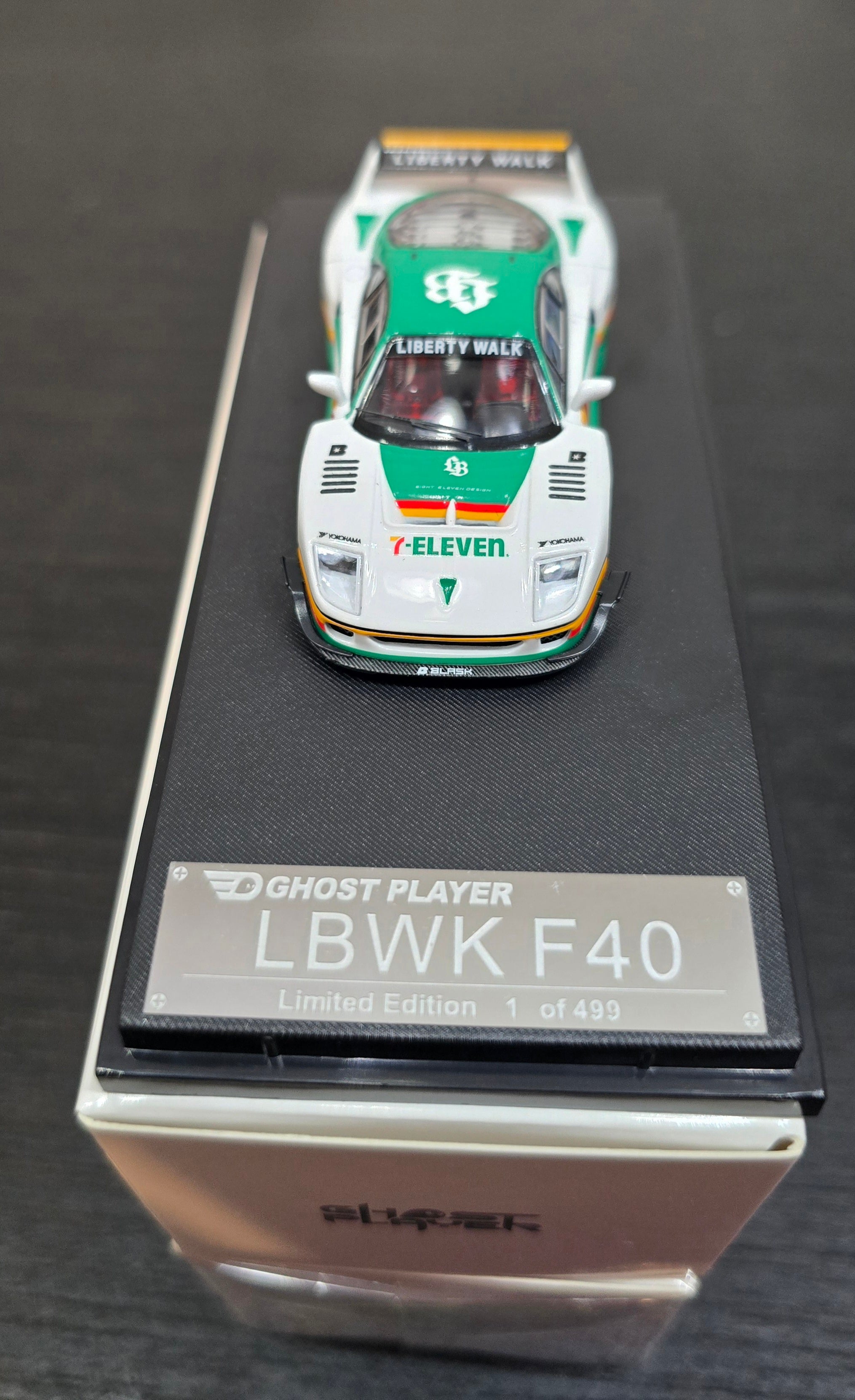 Ghost Player 1/64 F40 LBWK " 7 Eleven" White Racing