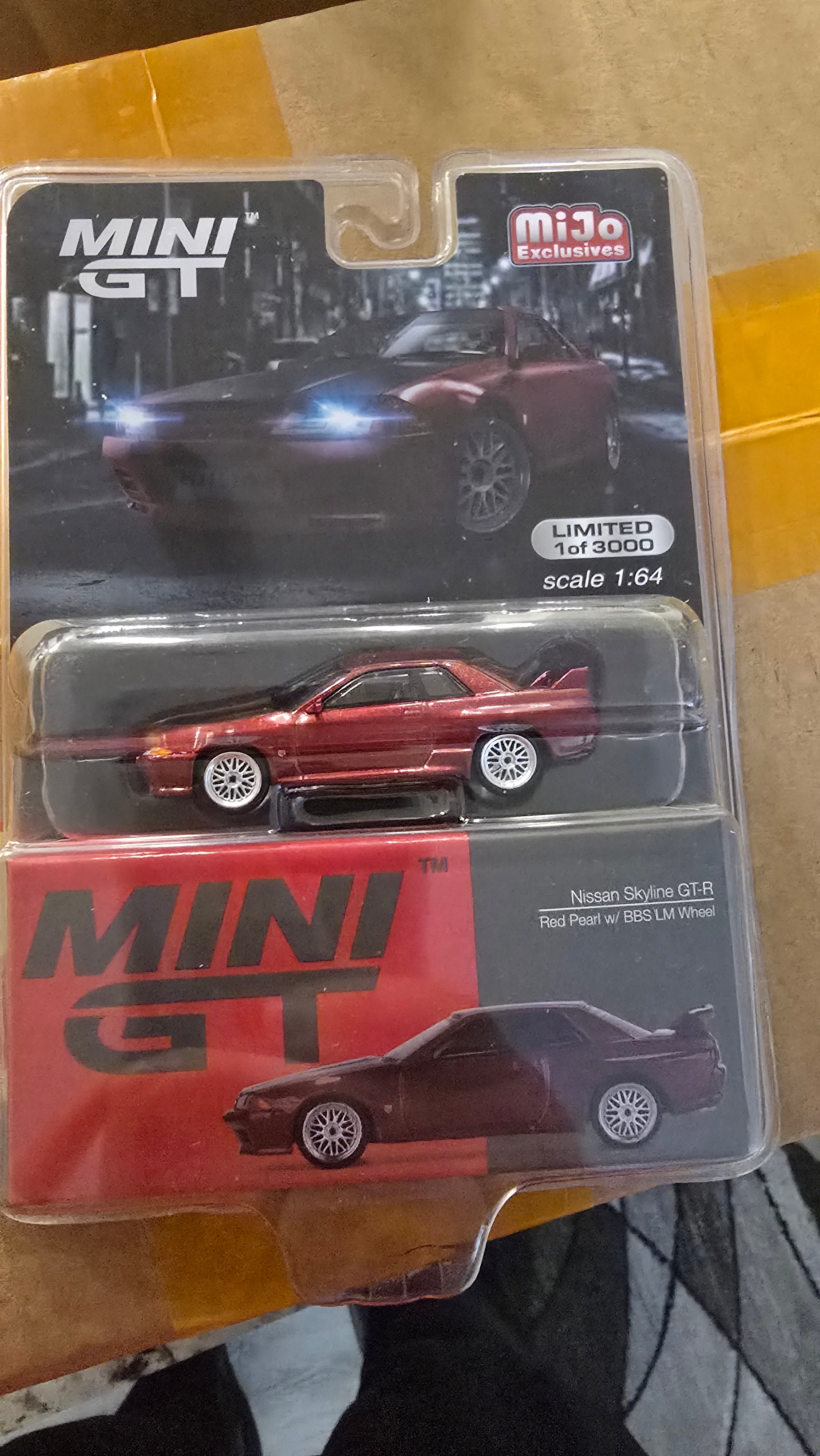 1/64 MINI GT MIJO EXCLUSIVES NISSAN SKYLINE GT-R RED PEARL WITH BBS LM WHEEL R32