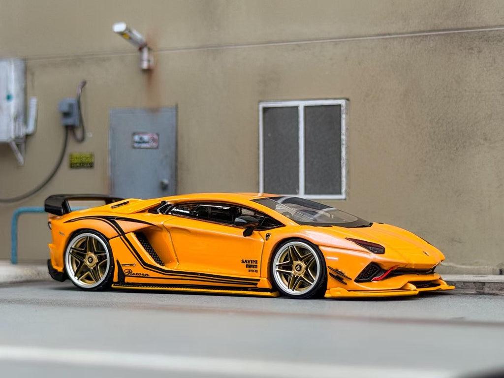 (Coming Soon) ROTATINGWHEEL 1:64 Rowen Lamborghini Aventador S - Yellow