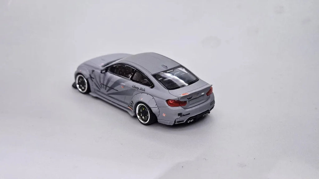 (Coming Soon) DAP 1:64 LB Widebody M4 F82. Combat Gray