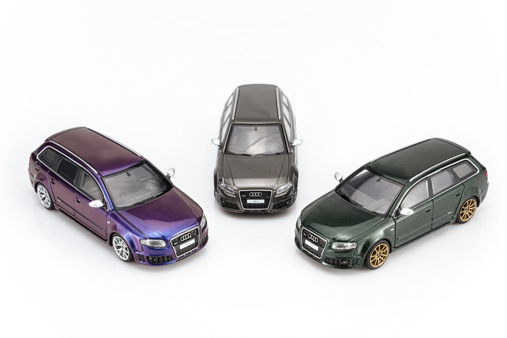 (Coming Soon) MOTORHELIX 1/64 Audi RS4 (B7) 2005 - Deep Green Pearl