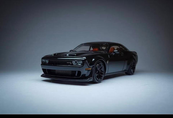 STANCE HUNTER 1:64 Dodge Challenger SRT Hellcat  - Pitch Black (Limited to 499pcs worldwide)