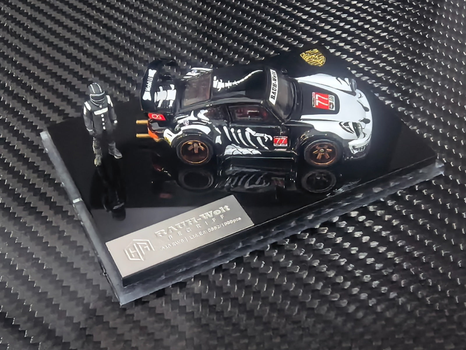 (Coming Soon) FG Customized Version 1:64 RWB 930 Fully Open Diecast - Bone Dragon Livery