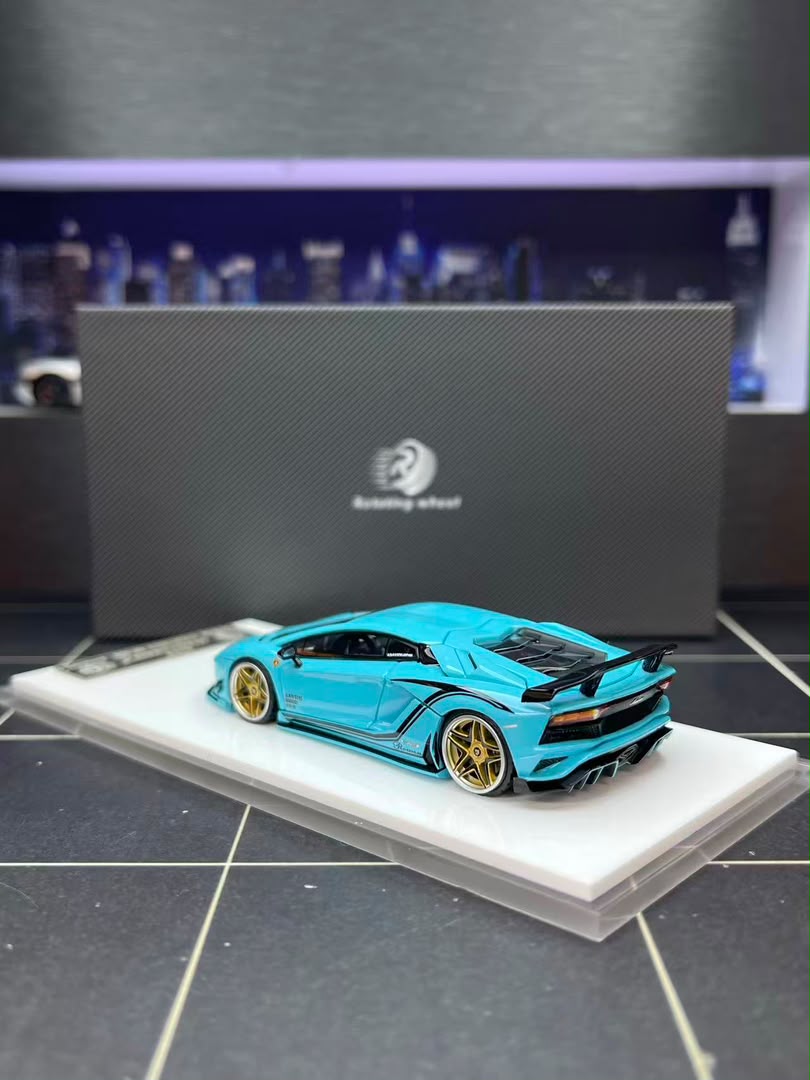 (Coming Soon) ROTATINGWHEEL 1:64 Rowen Lamborghini Aventador S - Iridescent Blue