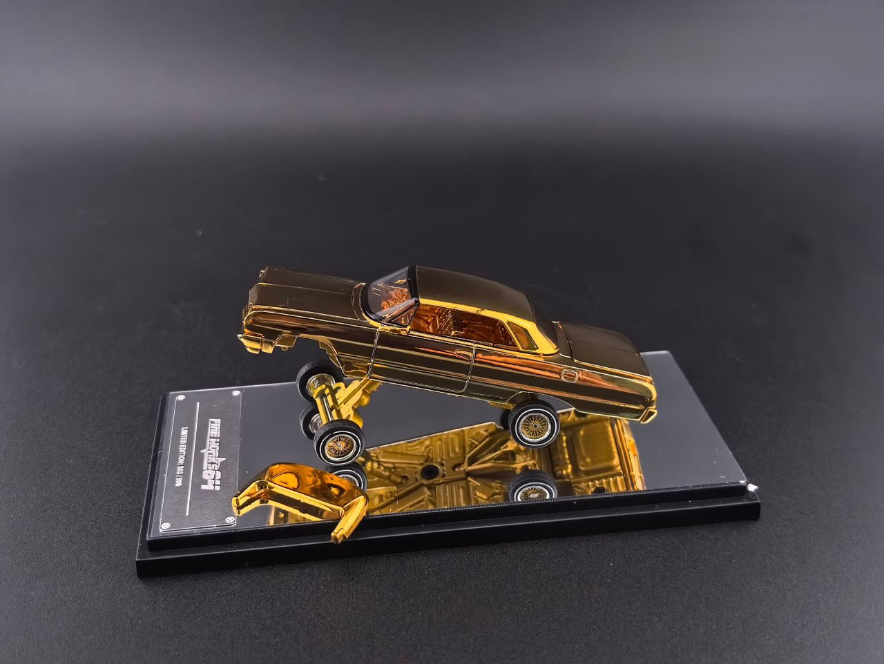 (Coming Soon) FINEWORKS64 1/64 Chevrolet Impala West Coast Bouncing Low Rider Cars Chrome Gold Ordinary Version