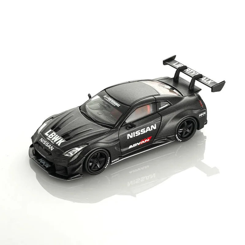 (Coming Soon) HAPPYCAR 1:64 JDM GT-R35 LBWK 35GT-RR Carbon fiber pattern – Blister pack