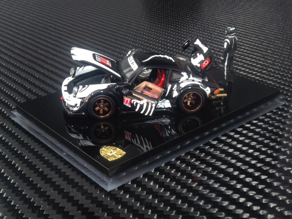 (Coming Soon) FG Customized Version 1:64 RWB 930 Fully Open Diecast - Bone Dragon Livery