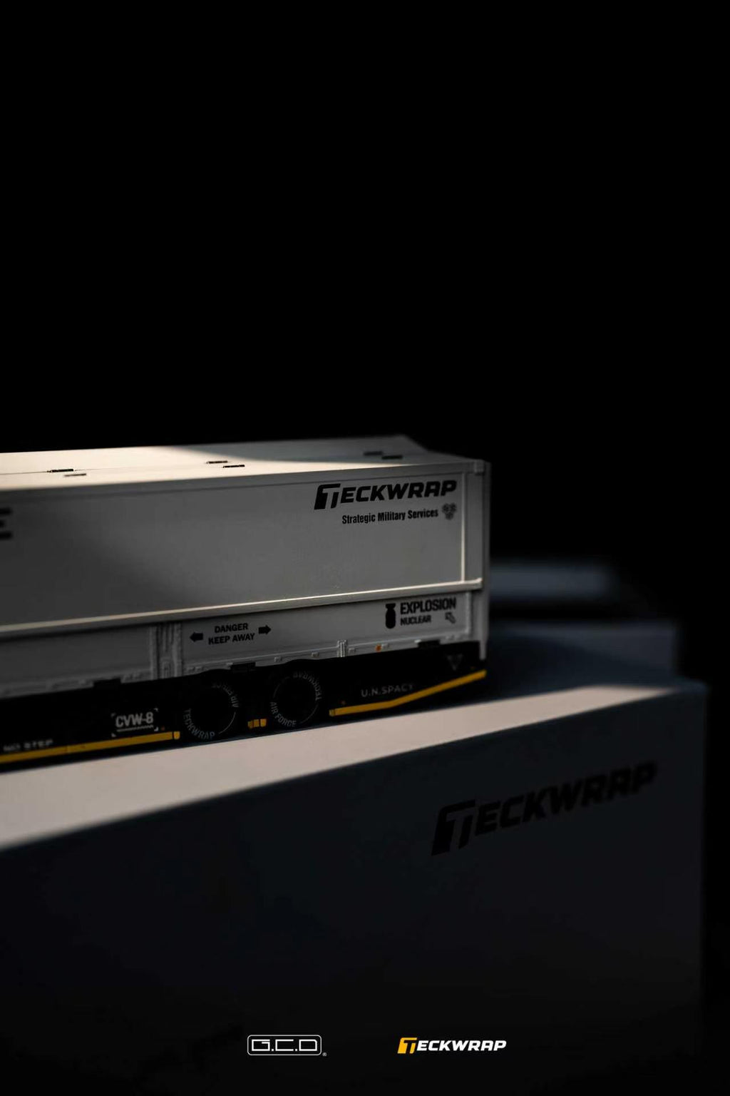 (Coming Soon) GCD 1/64 DarwinPRO & TECKWRAP Hino Profia 2018