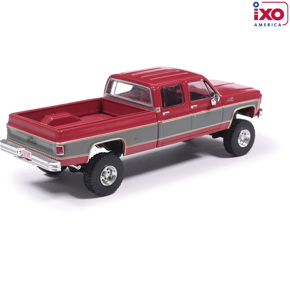(Coming Soon) IXOAMERICA 1:64 1977 GMC Sierra Grande K2500 Crew Cab Wideside - Dark Red Metallic and Silver Special Two-Tone - Lifted