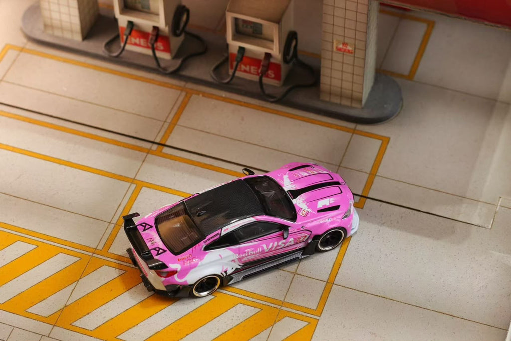 (Coming Soon) STREETWEAPON 1:64 G82 M4 Diecast - Pink Red Bull Livery