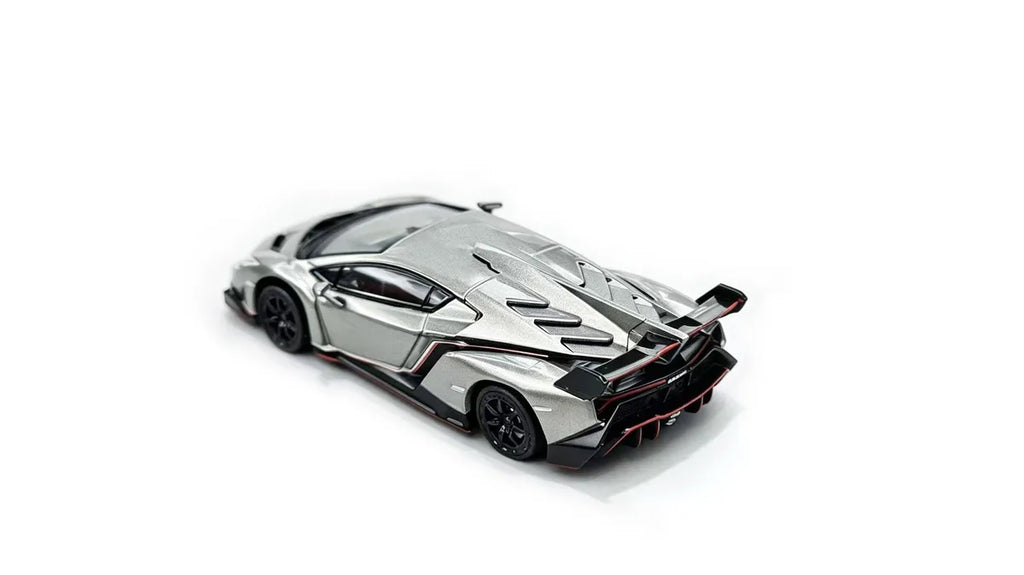 (Coming Soon) CW 1:64 Lambo Veneno Silver-Grey