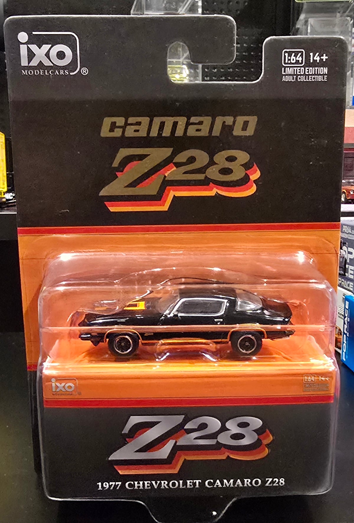 IXOAMERICA 1:64 1977 Chevrolet Camaro Z28 - Black