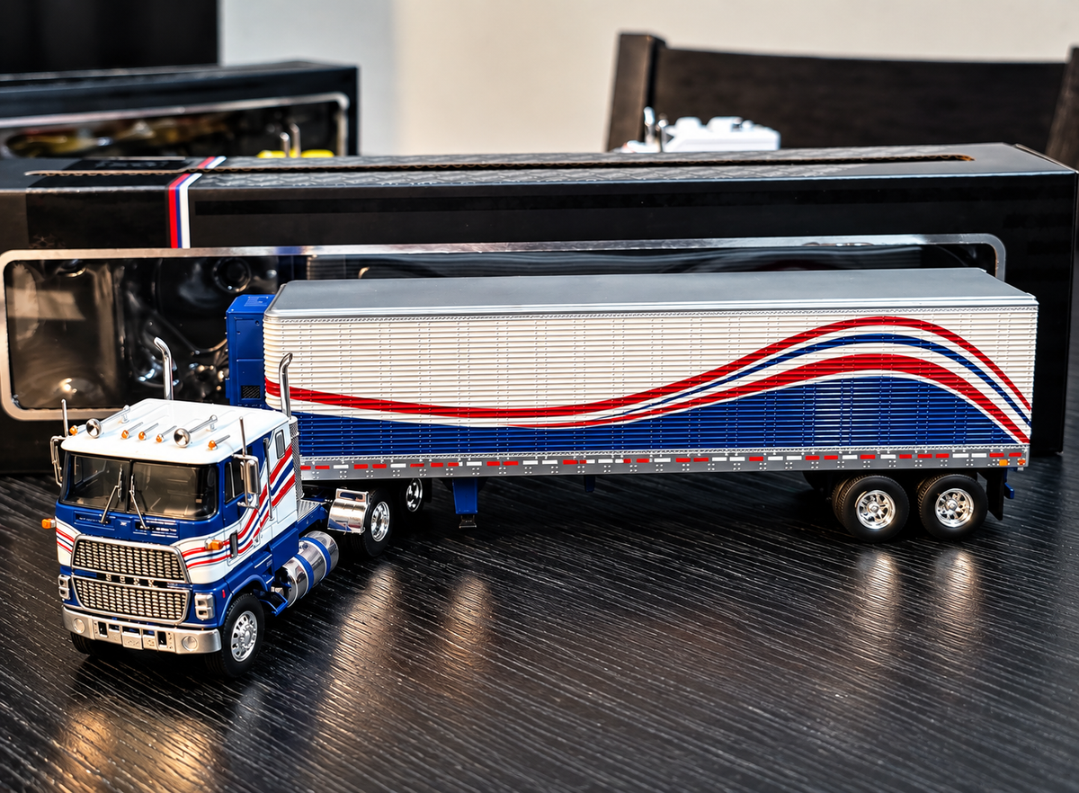 IXOAMERICA 1:64 Scale 1976 Ford CL 9000 Red, White, and Blue with Vintage Trailer