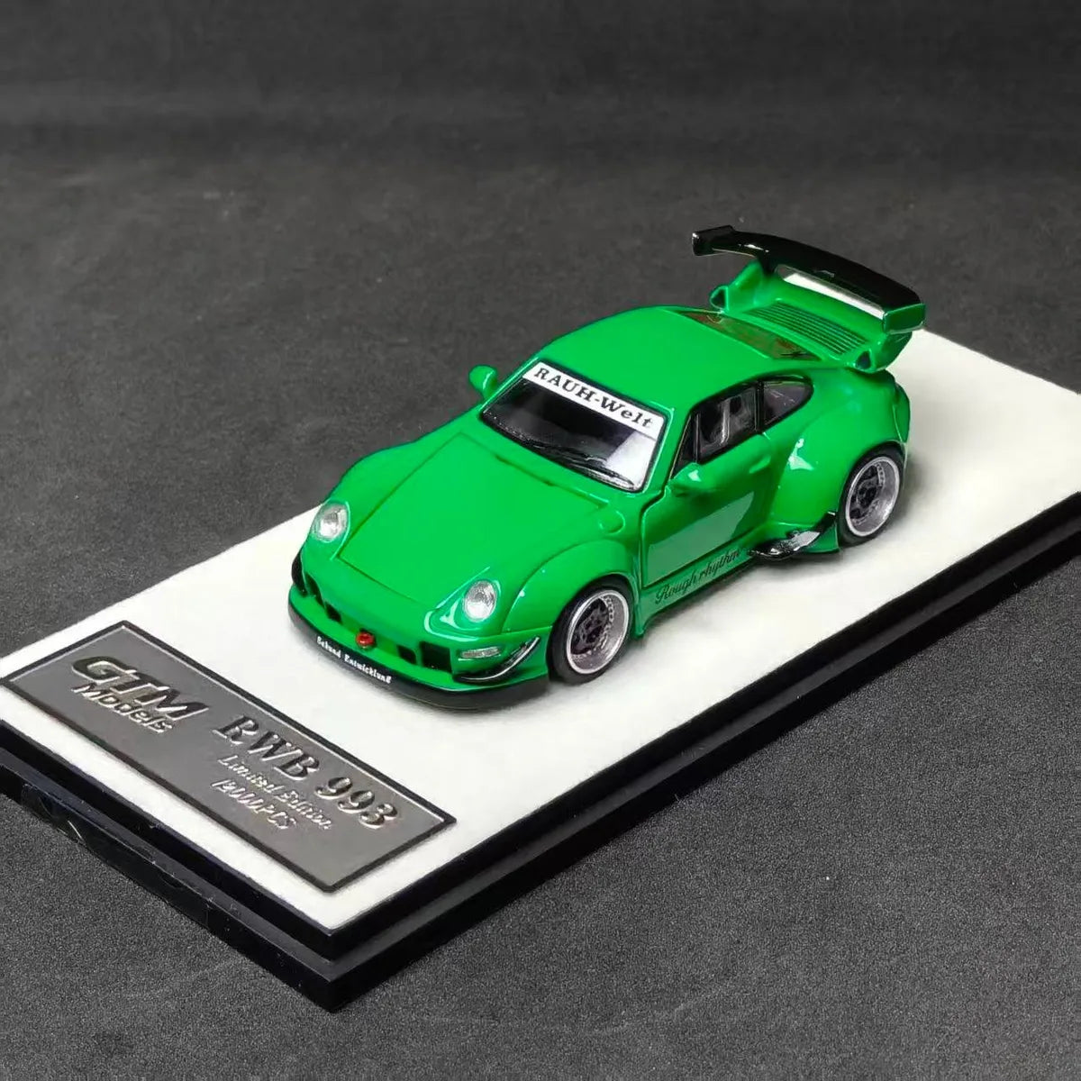 (Coming Soon) GTM 1:64 Porsche RWB 993 Green