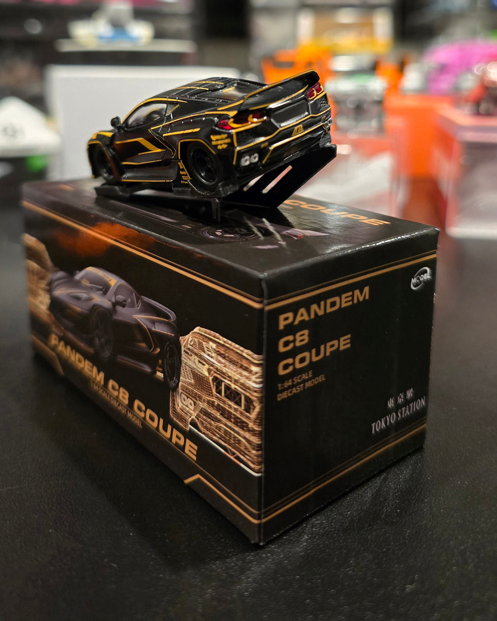MODELMODEL 1/64 Pandem C8 coupe Black and Gold CDX Exclusive **CHASE RANDOMLY DISTRIBUTED**