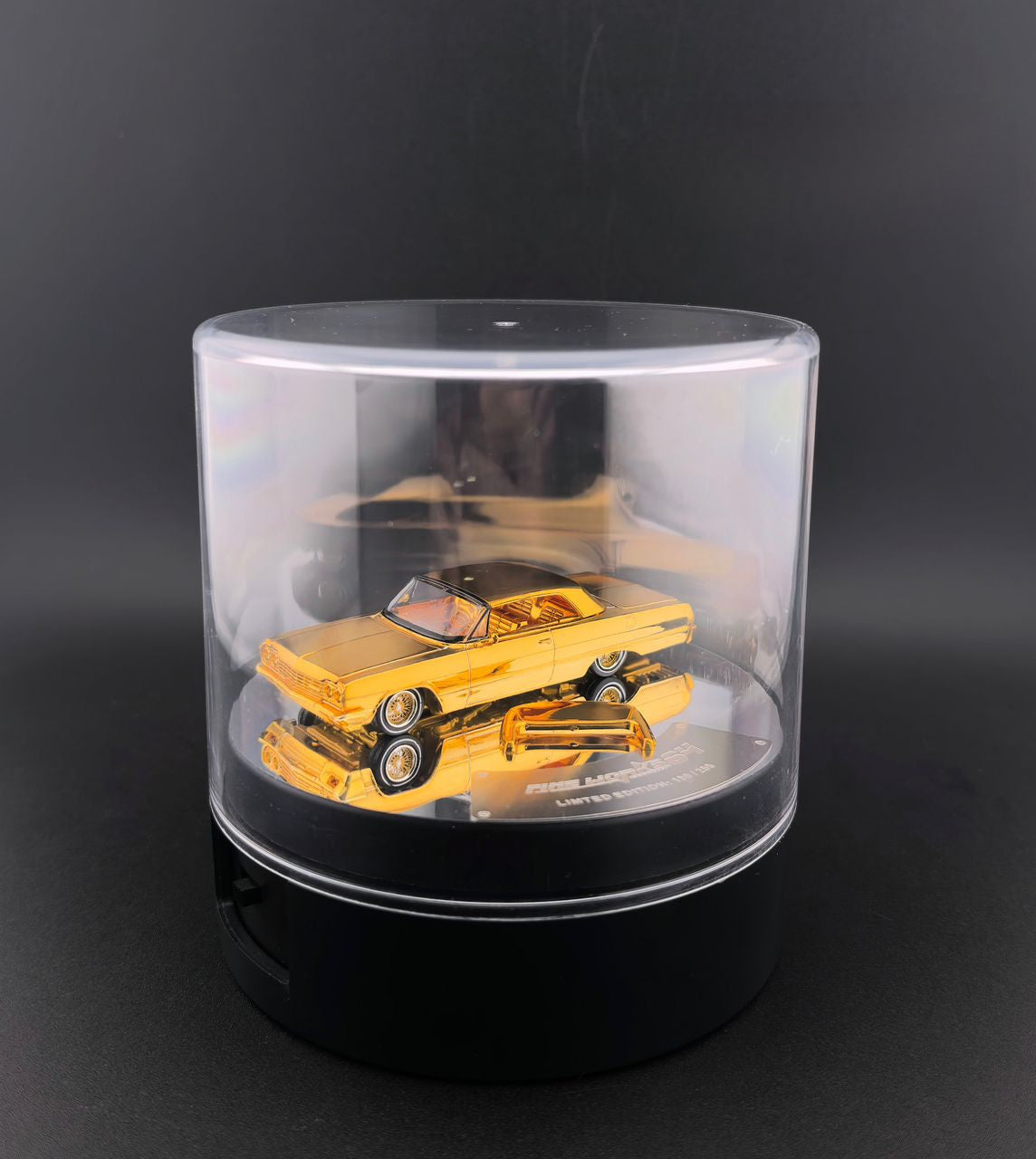(Coming Soon) FINEWORKS64 1/64 Chevrolet Impala West Coast Bouncing Low Rider Car Chrome Gold Luxury Version with Electric Turntable