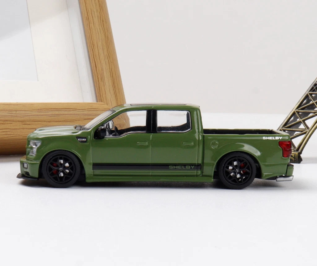 Funny Model 1/64 Ford F150 Super Snake Green/Black Diecast Model Car