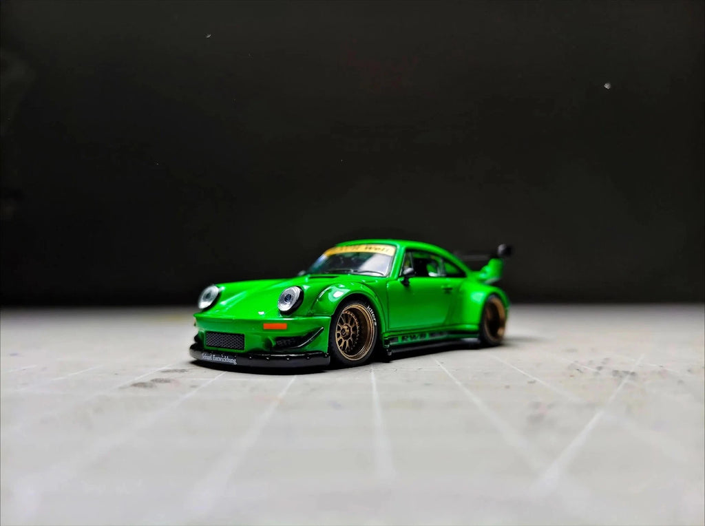 POPRACE HEC Porsche 930 RWB 2026 Green *CHROME CHASE CHANCE*
