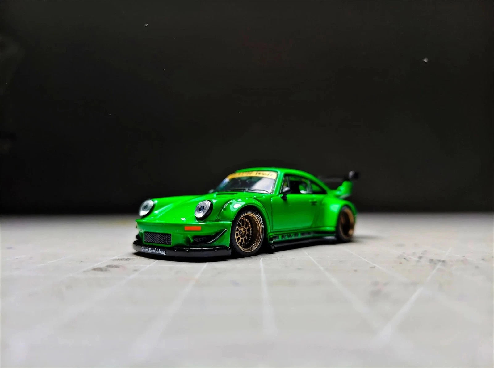 POPRACE HEC Porsche 930 RWB 2026 Green *CHROME CHASE CHANCE*